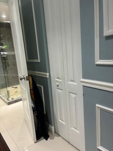 9425 NW 114th Ln 3, Hialeah Gardens, FL 33018