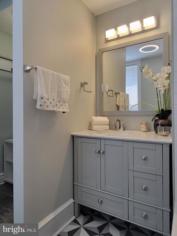 14 LINCOLN AVE, Collingswood, NJ 08108