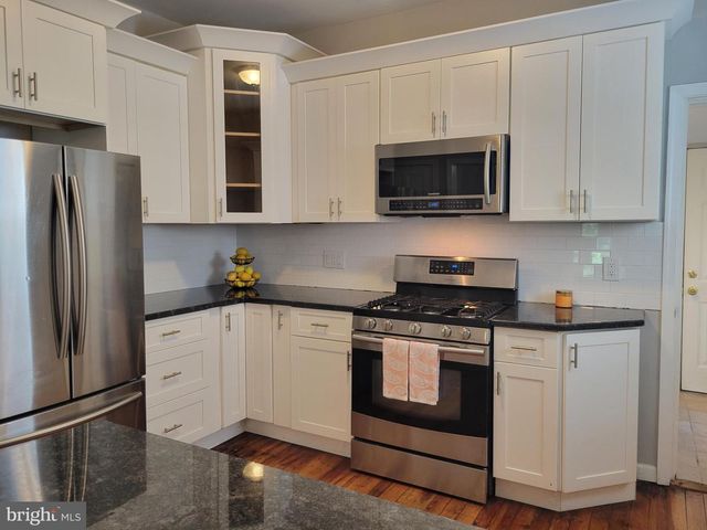 14 LINCOLN AVE, Collingswood, NJ 08108
