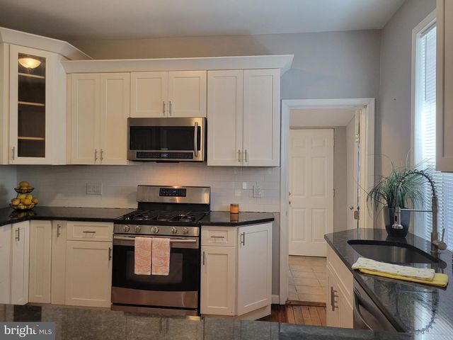 14 LINCOLN AVE, Collingswood, NJ 08108
