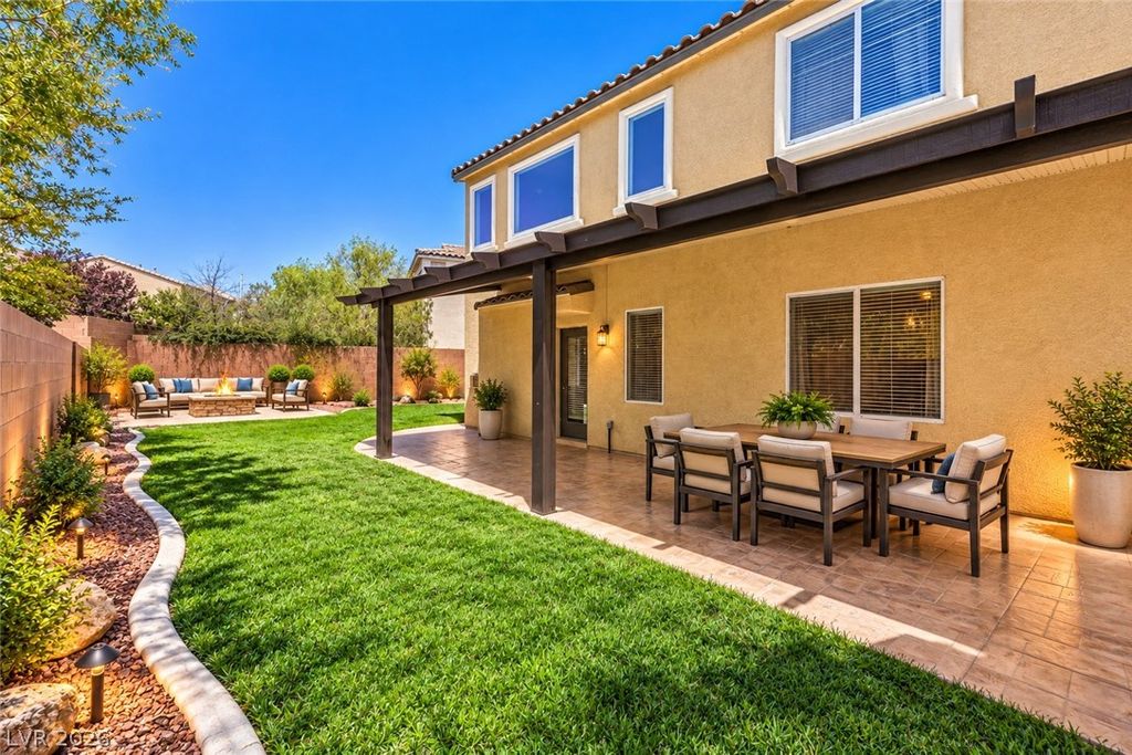 10731 DRAKE RIDGE Avenue, Las Vegas, NV 89166 — photo 4