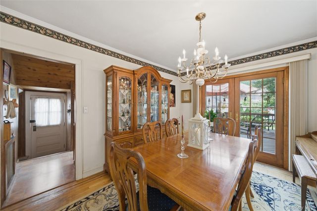 6033 69th Lane, Maspeth, NY 11378