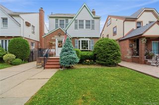 6033 69th Lane, Maspeth, NY 11378