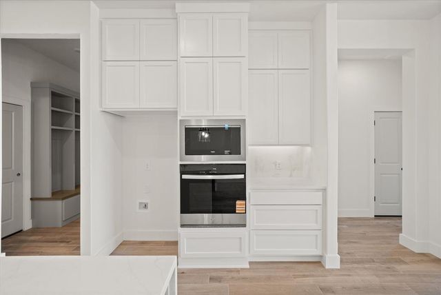 14525 Giverny Lane, Yukon, OK 73099