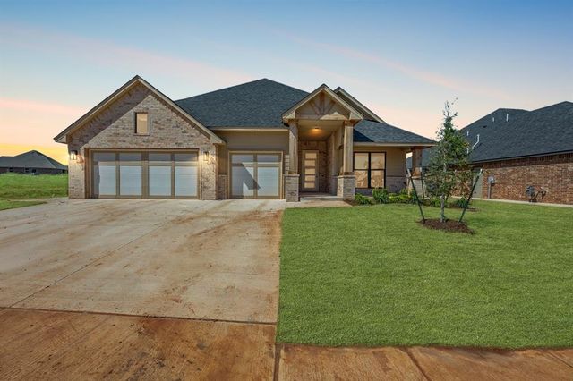 14525 Giverny Lane, Yukon, OK 73099
