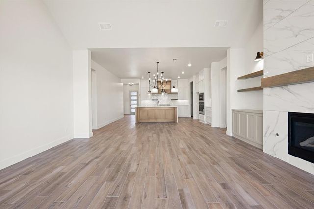 14525 Giverny Lane, Yukon, OK 73099