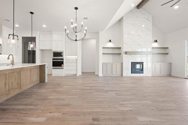 14525 Giverny Lane, Yukon, OK 73099