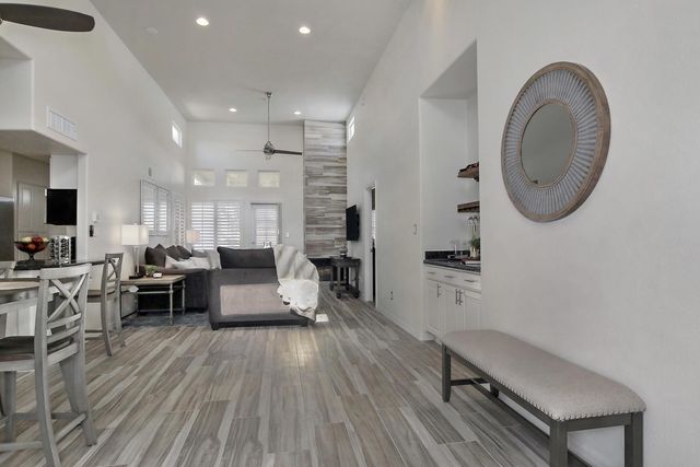 11333 N 92nd Street Unit 1129, Scottsdale, AZ 85260