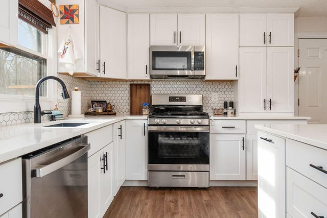 225 Carryback Drive SW, Pataskala, OH 43062