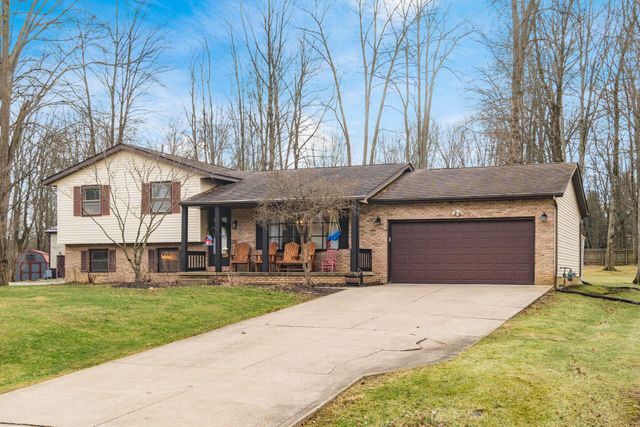 225 Carryback Drive SW, Pataskala, OH 43062