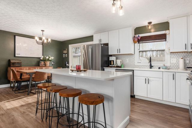 225 Carryback Drive SW, Pataskala, OH 43062