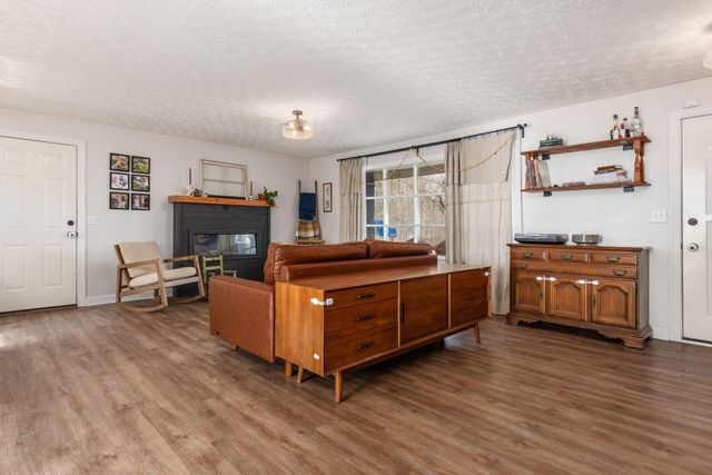 225 Carryback Drive SW, Pataskala, OH 43062