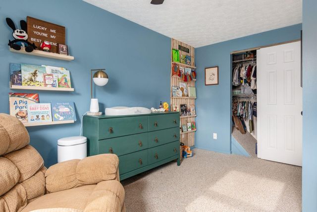 225 Carryback Drive SW, Pataskala, OH 43062