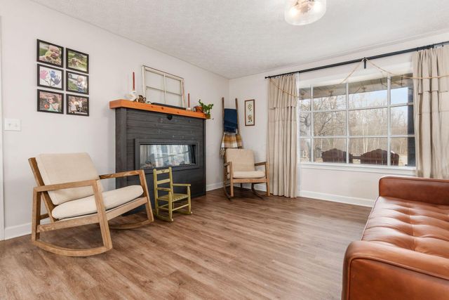 225 Carryback Drive SW, Pataskala, OH 43062