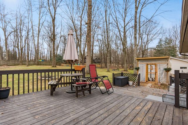 225 Carryback Drive SW, Pataskala, OH 43062