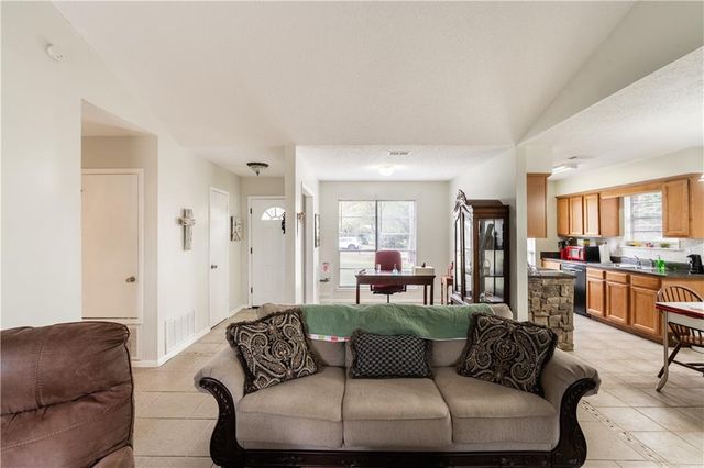 8601 Cedar Wood E Drive, Theodore, AL 36582