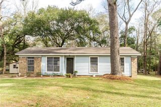 8601 Cedar Wood E Drive, Theodore, AL 36582