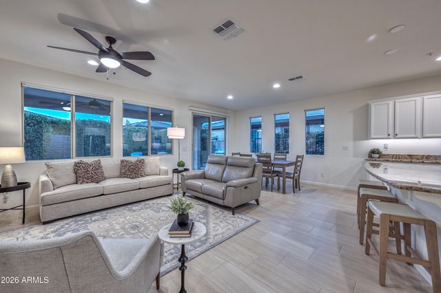 13426 W MAYBERRY Trail, Peoria, AZ 85383