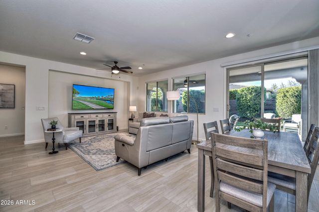 13426 W MAYBERRY Trail, Peoria, AZ 85383
