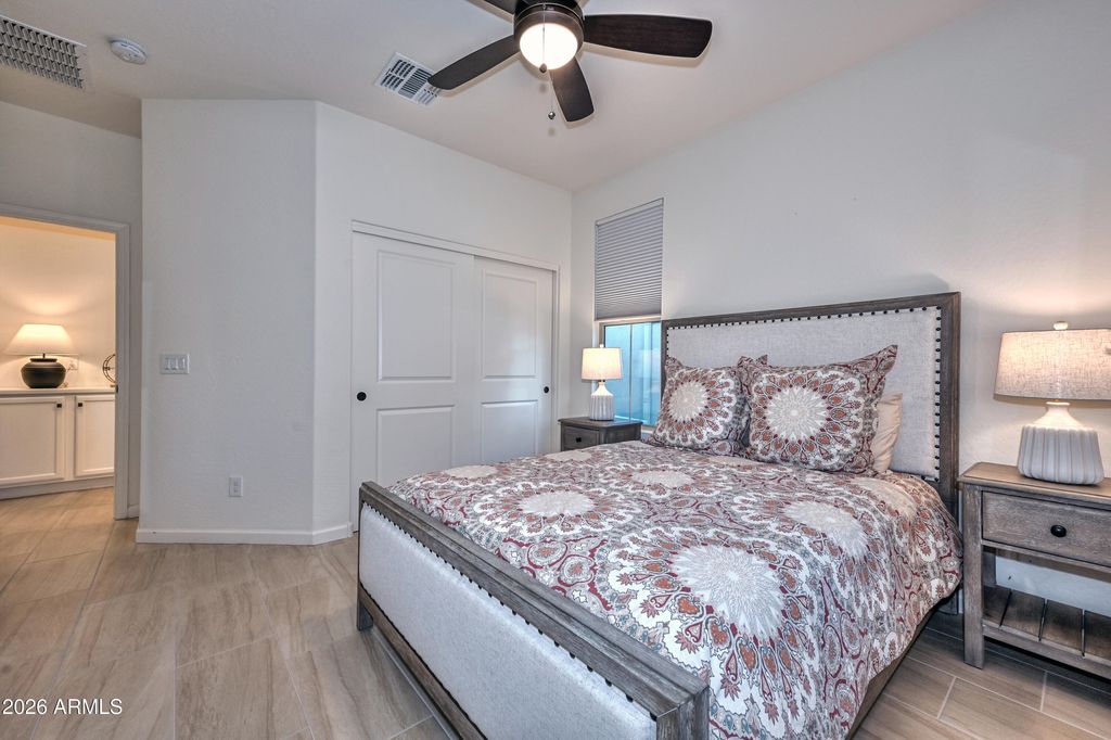 Image 27 of property listing at 13426 W MAYBERRY Trail, Peoria, AZ 85383