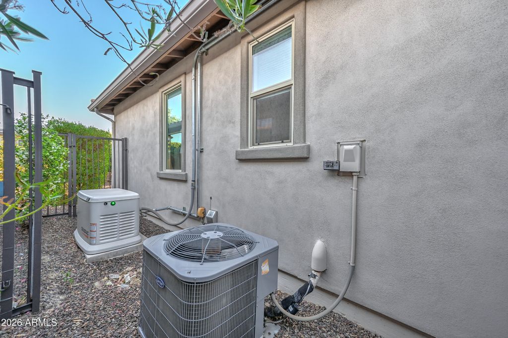 Image 34 of property listing at 13426 W MAYBERRY Trail, Peoria, AZ 85383