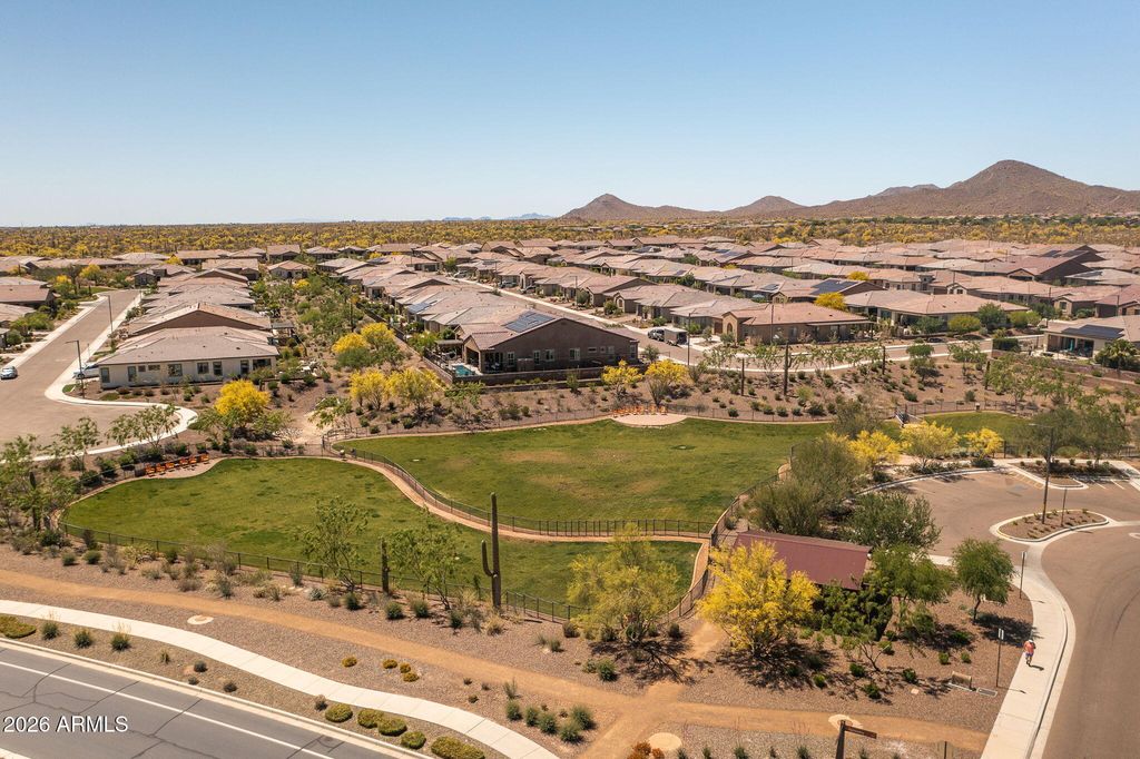 Image 44 of property listing at 13426 W MAYBERRY Trail, Peoria, AZ 85383