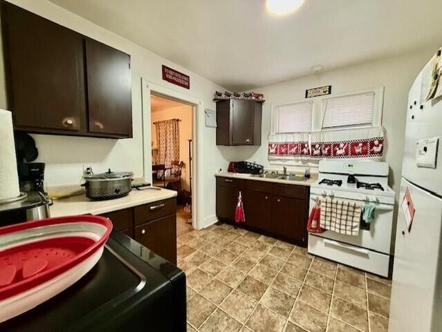 1953 Valley Street, Muskegon, MI 49442