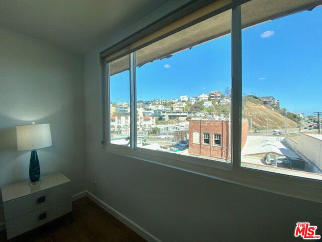 6824 Esplanade PH, Playa Del Rey (los Angeles), CA 90293