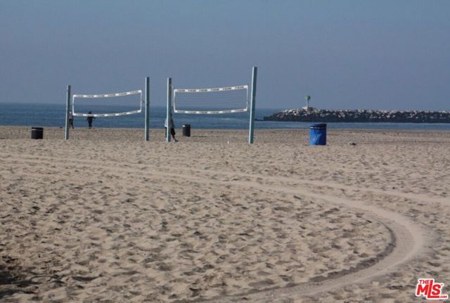 6824 Esplanade PH, Playa Del Rey (los Angeles), CA 90293