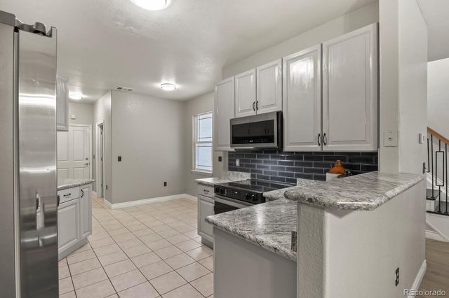 8327 S Garland Circle, Littleton, CO 80128