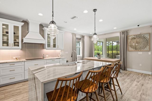 5516 NORTHERN JUNIPER COURT, Sarasota, FL 34238