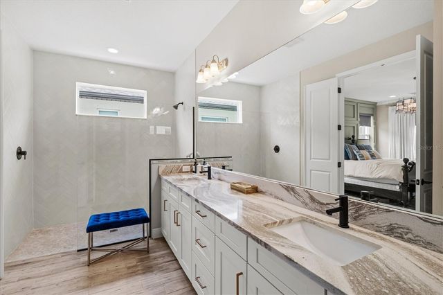 5516 NORTHERN JUNIPER COURT, Sarasota, FL 34238
