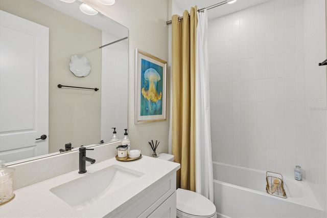 5516 NORTHERN JUNIPER COURT, Sarasota, FL 34238