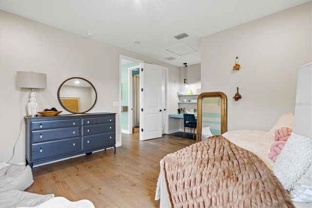 5516 NORTHERN JUNIPER COURT, Sarasota, FL 34238