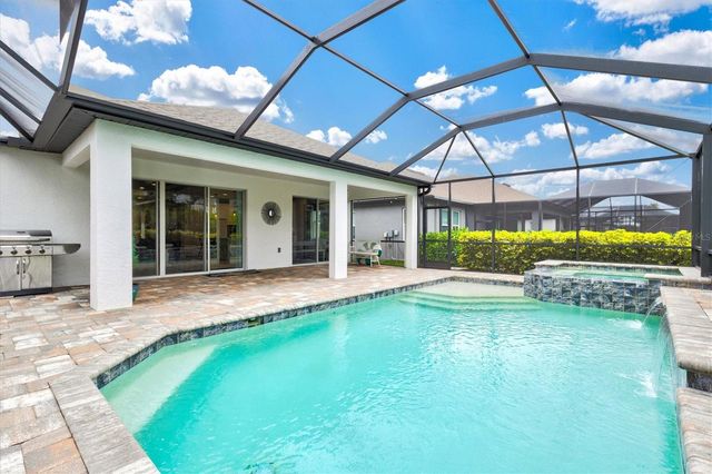 5516 NORTHERN JUNIPER COURT, Sarasota, FL 34238