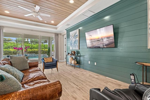 5516 NORTHERN JUNIPER COURT, Sarasota, FL 34238