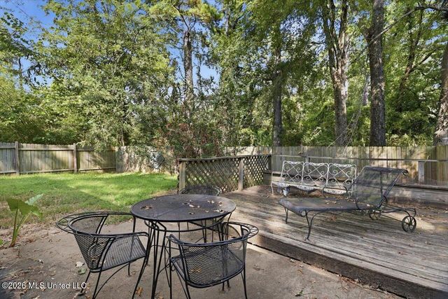 106 Three Prong Road, Brandon, MS 39047