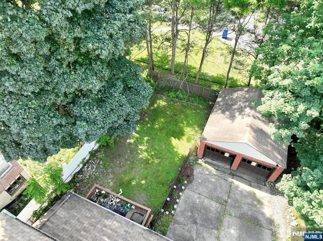 150 Pleasant, Englewood, NJ 07631