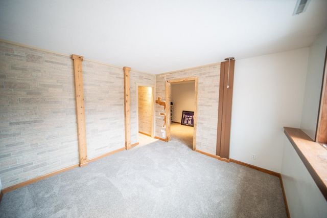 62539 185th Avenue, Dodge Center, MN 55927