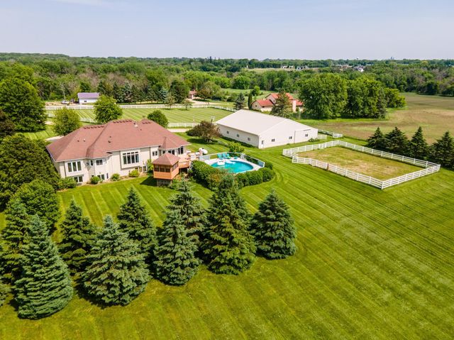 62539 185th Avenue, Dodge Center, MN 55927