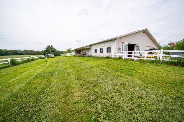 62539 185th Avenue, Dodge Center, MN 55927