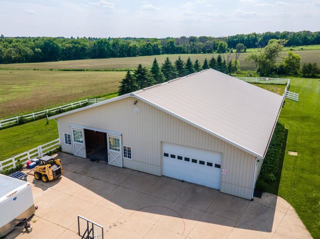 62539 185th Avenue, Dodge Center, MN 55927