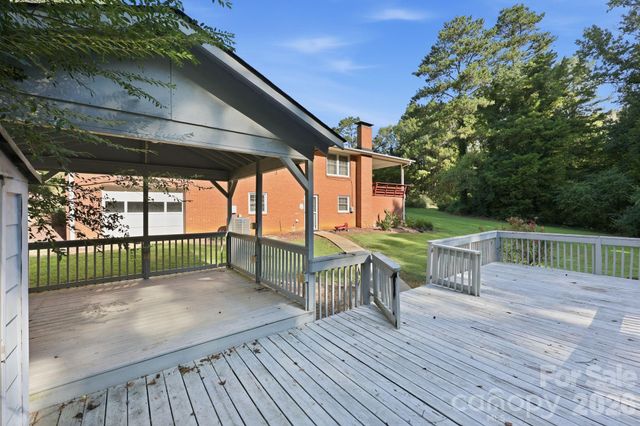 538 Pecan Drive, Oakboro, NC 28129