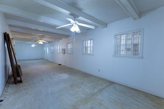 1103 Fifth Avenue, Coleman, TX 76834