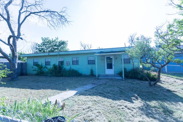1103 Fifth Avenue, Coleman, TX 76834