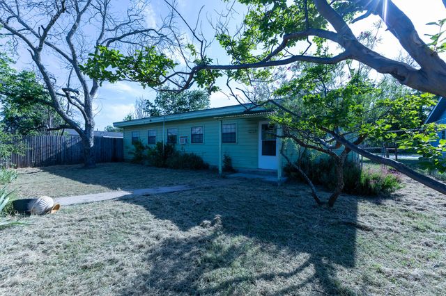 1103 Fifth Avenue, Coleman, TX 76834