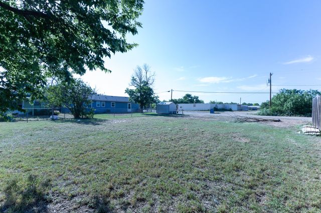 1103 Fifth Avenue, Coleman, TX 76834