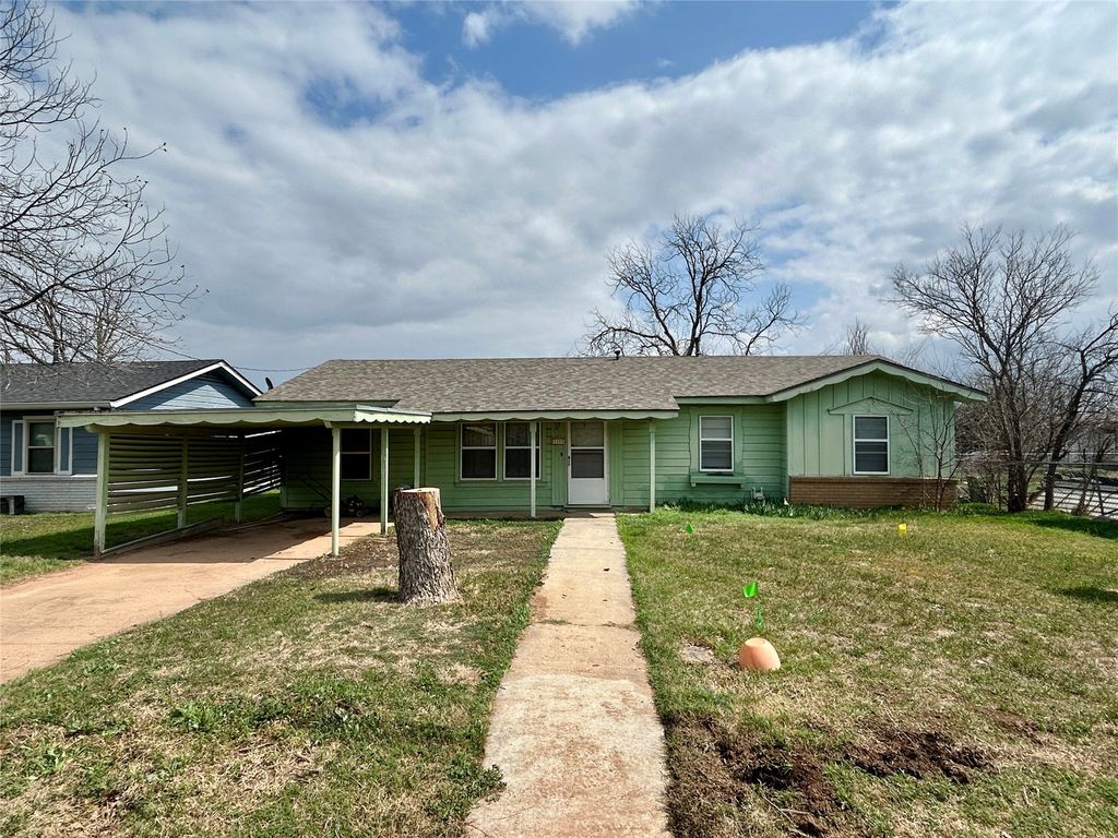 1103 Fifth Avenue, Coleman, TX 76834