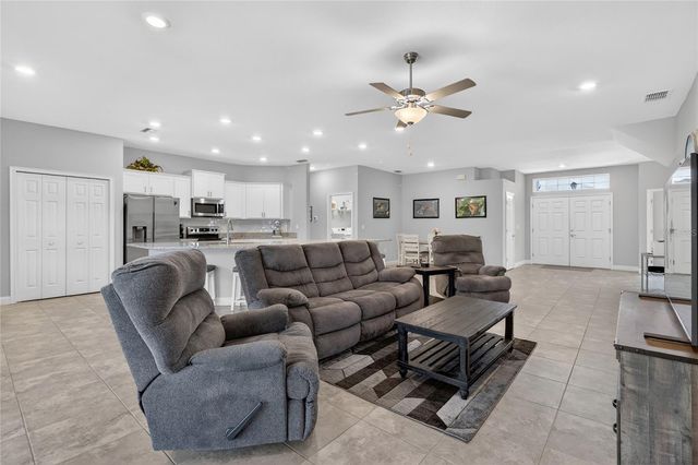 319 TRAVELERS CREEK DRIVE, Auburndale, FL 33823