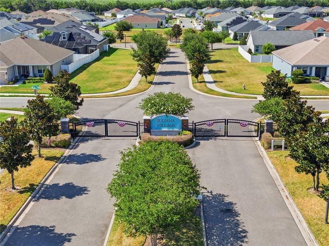 319 TRAVELERS CREEK DRIVE, Auburndale, FL 33823